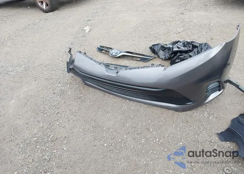 2018 Toyota Sienna Le 8 Passenger из США, поврежденный, VIN 5TDKZ3DC6JS906754